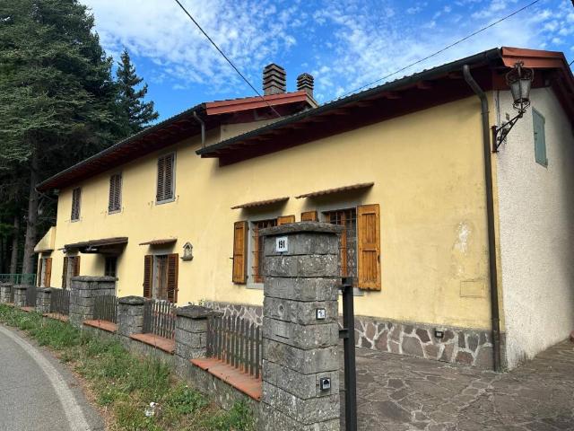 Villa Indipendente in vendita a Unione dell'Appennino Bolognese, Castiglione Dei Pepoli