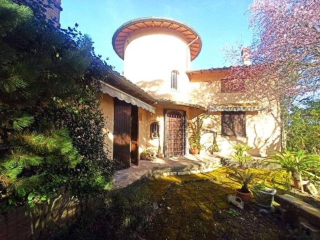 Villa Indipendente in vendita a Gioiella, Umbria