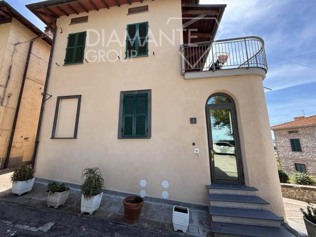 Villa Indipendente in vendita a Gioiella, Umbria