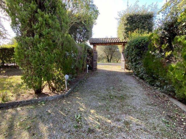 Villa Indipendente in vendita a Gioiella, Umbria
