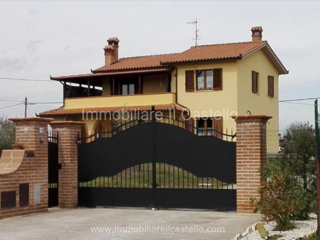 Villa Indipendente in vendita a Gioiella, Umbria