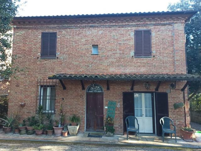 Villa Indipendente in vendita a Petrignano, Gioiella
