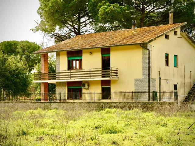 Villa Indipendente in vendita a Gioiella, Umbria