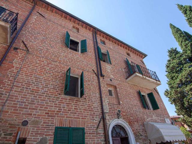Villa Indipendente in vendita a Macchie, Gioiella
