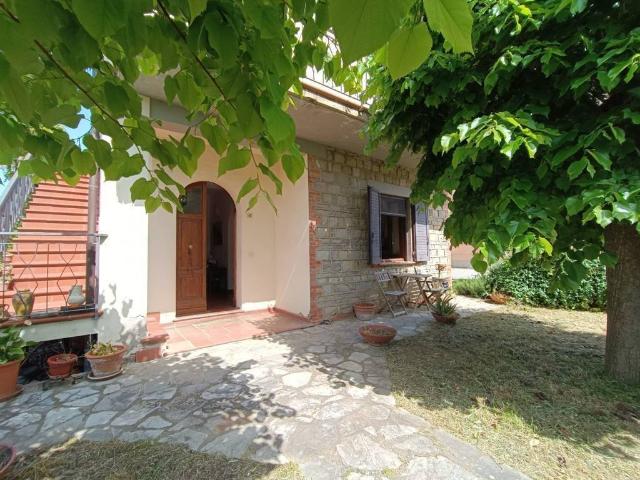 Villa Indipendente in vendita a Poggetto, Gioiella