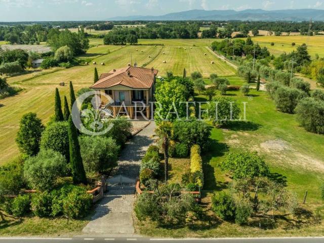 Villa Indipendente in vendita a Gioiella, Umbria