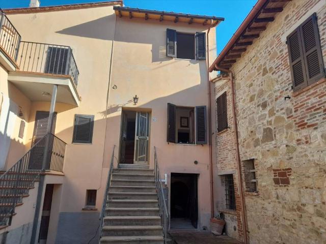 Villa Indipendente in vendita a Poggetto, Gioiella