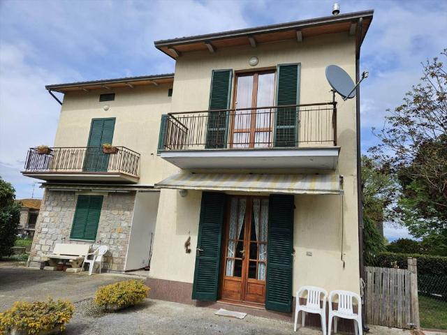 Villa Indipendente in vendita a Poggetto, Gioiella