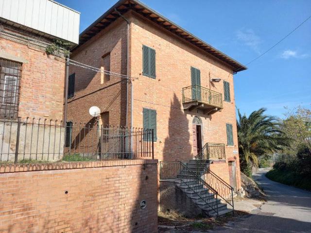 Villa Indipendente in vendita a Petrignano, Gioiella