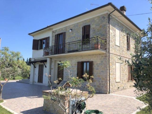 Villa Indipendente in vendita a Gioiella, Umbria