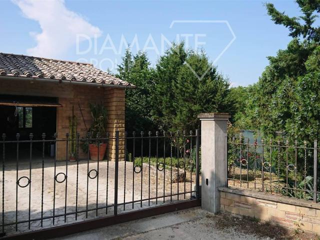 Villa Indipendente in vendita a Gioiella