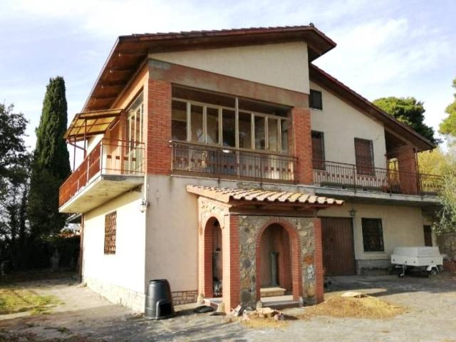 Villa Indipendente in vendita a Gioiella