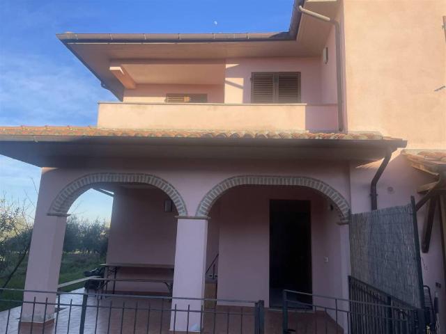 Villa Indipendente in vendita a Gioiella, Umbria