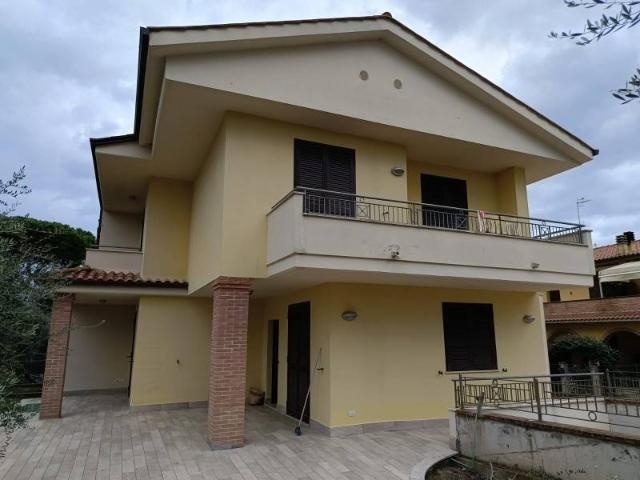 Villa Indipendente in vendita a Gioiella, Umbria