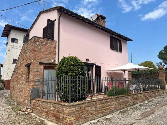 Villa Indipendente in vendita a Gioiella, Umbria