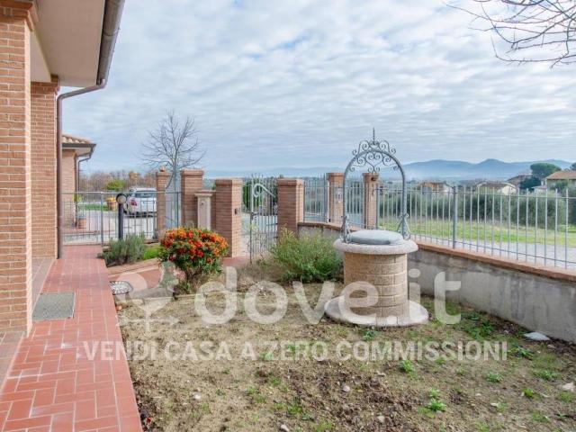 Villa Indipendente in vendita a Poggetto, Gioiella