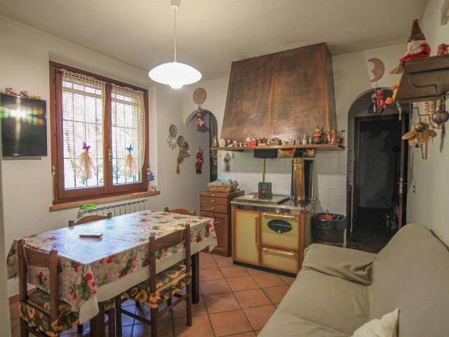 Villa Indipendente in vendita a Gioiella, Umbria