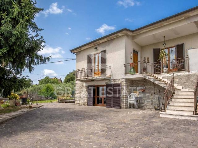 Villa Indipendente in vendita a Macchie, Gioiella