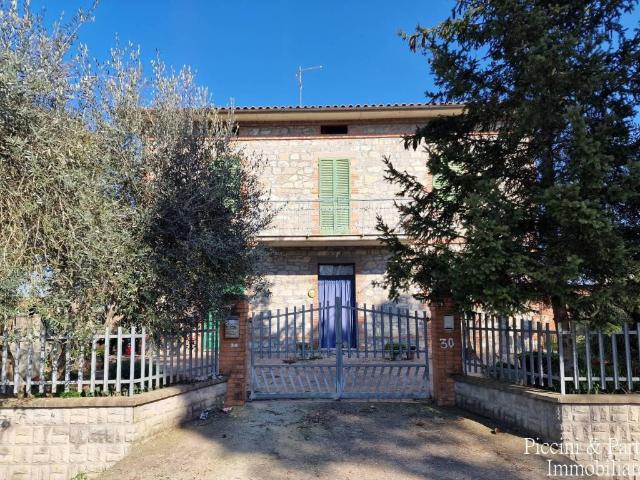 Villa Indipendente in vendita a Gioiella, Umbria