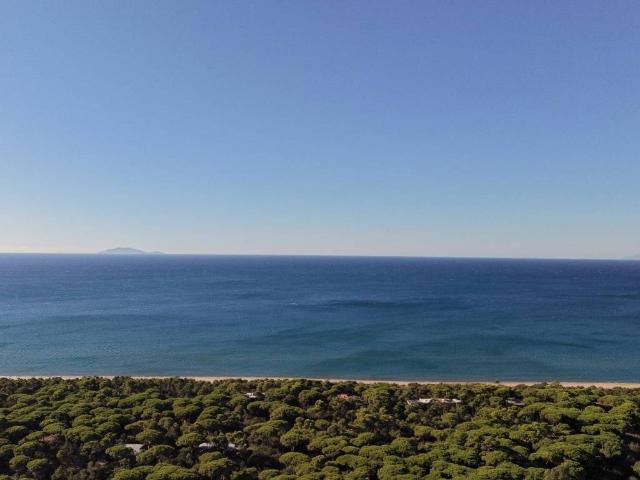 Villa Indipendente in vendita a Roccamare, Castiglione della Pescaia