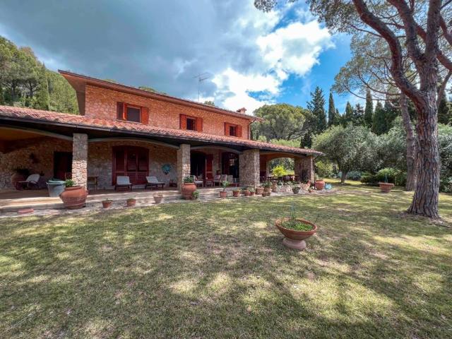 Villa Indipendente in vendita a Cannucce, Castiglione Della Pescaia