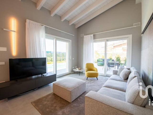 Villa Indipendente in vendita a Castiglione Delle Stiviere, Lombardia