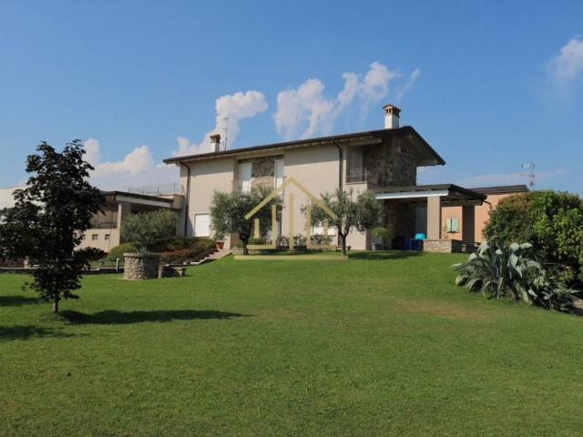 Villa Indipendente in vendita a Castiglione Delle Stiviere, Lombardia