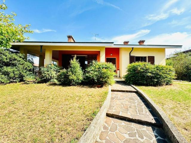 Villa Indipendente in vendita a Castiglione delle Stiviere, Mantova