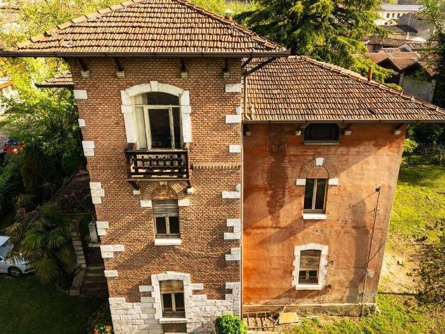 Villa Indipendente in vendita a Castiglione Delle Stiviere, Lombardia