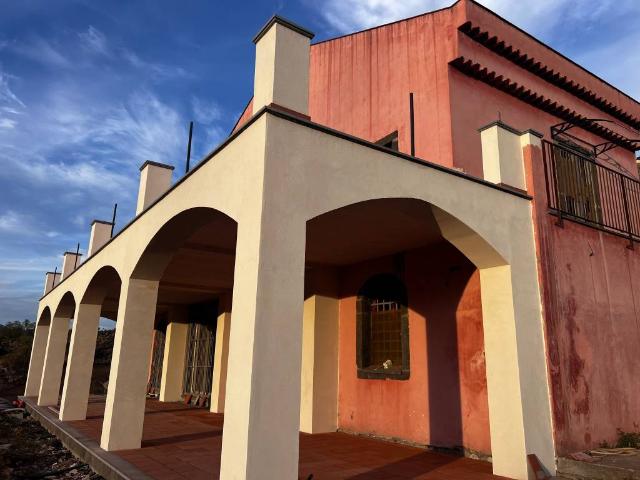 Villa Indipendente in vendita a Castiglione Di Sicilia, Sicilia