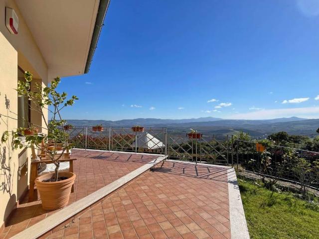 Villa Indipendente in vendita a Castiglione D'orcia, Toscana