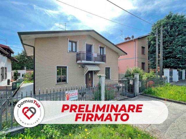 Villa Indipendente in vendita a Somadeo, Castiglione Olona