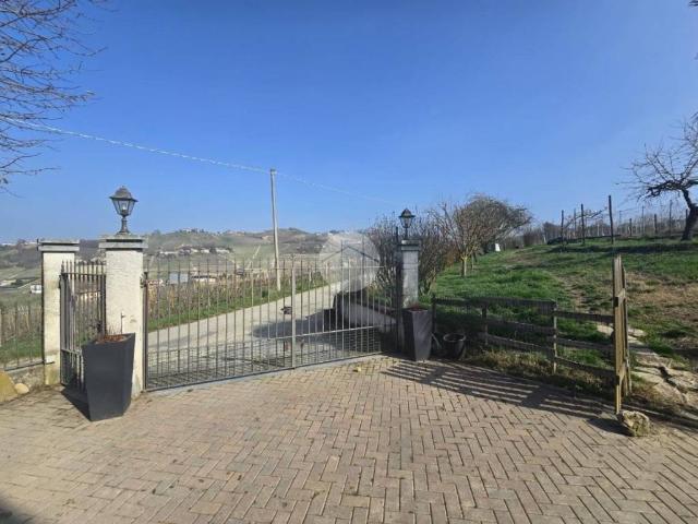 Villa Indipendente in vendita a Piemonte, Cuneo