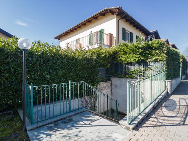 Villa Indipendente in vendita a Castiglione Torinese, Piemonte