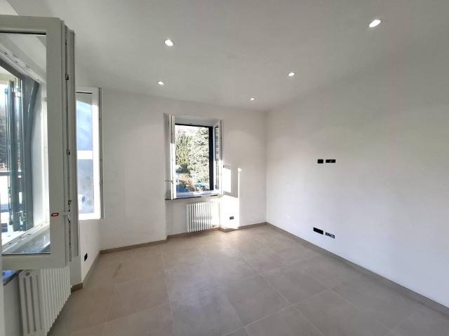 Villa Indipendente in vendita a Castiglione Torinese, Piemonte