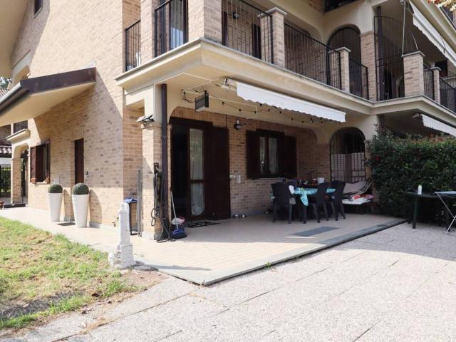 Villa Indipendente in vendita a Castiglione Torinese, Piemonte