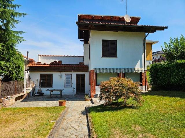 Villa Indipendente in vendita a Castiglione Alto, Castiglione Torinese