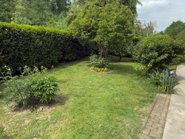 Villa Indipendente in vendita a Castiglione Torinese, Piemonte