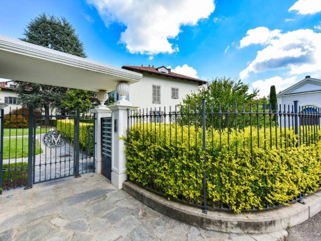 Villa Indipendente in vendita a Castiglione Torinese, Piemonte