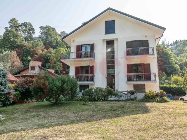 Villa Indipendente in vendita a Castiglione Torinese, Baldissero Torinese