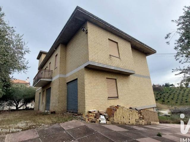 Villa Indipendente in vendita a Marche, Ascoli Piceno
