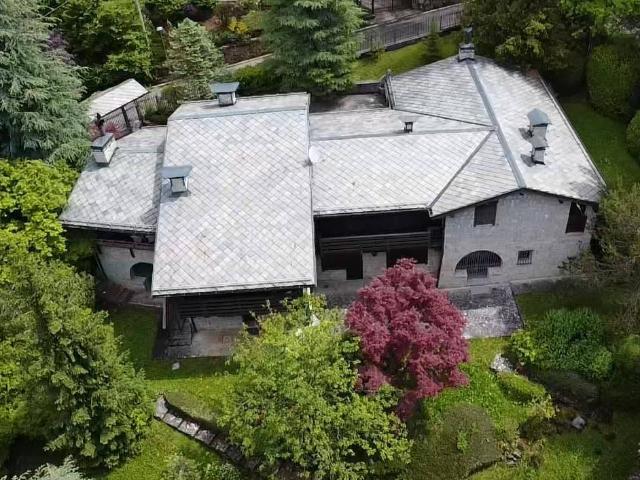 Villa Indipendente in vendita a Dorga, Castione Della Presolana