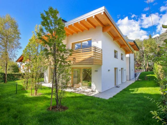 Villa Indipendente in vendita a Dorga, Castione Della Presolana