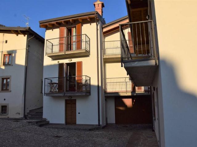 Villa Indipendente in vendita a Dorga, Castione Della Presolana