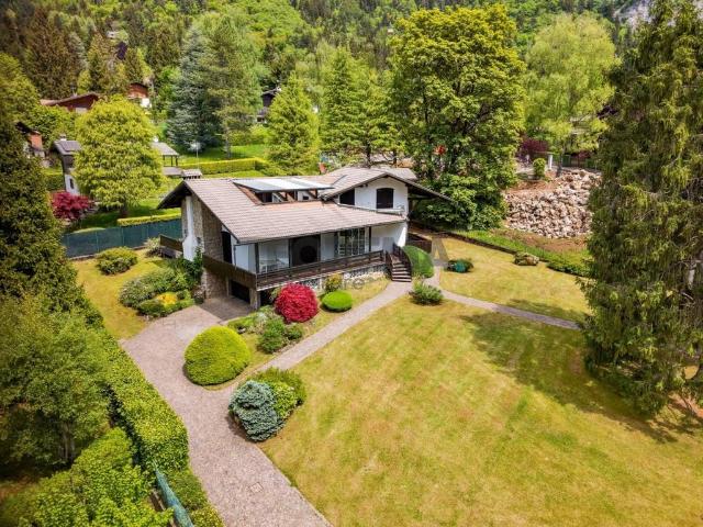 Villa Indipendente in vendita a Dorga, Castione Della Presolana