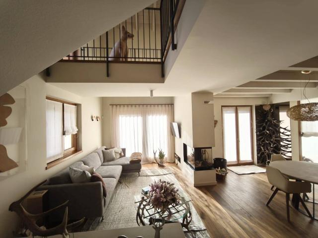 Villa Indipendente in vendita a Dorga, Castione Della Presolana