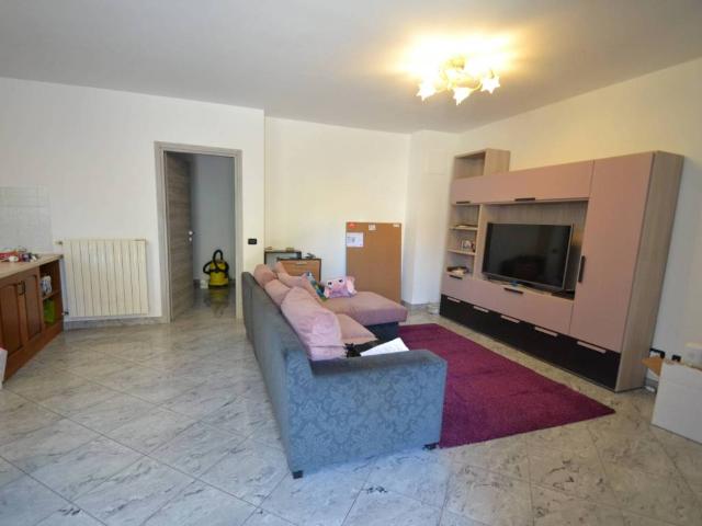 Villa Schiera in vendita a Castiraga Vidardo, Lombardia