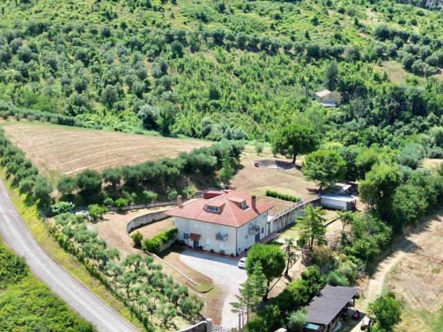 Villa Indipendente in vendita a Marche, Ascoli Piceno