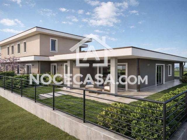 Villa Indipendente in vendita a Castrezzato, Lombardia