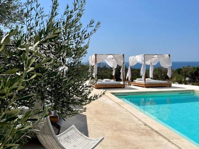 Villa Indipendente in vendita a Marina di Felloniche, Puglia